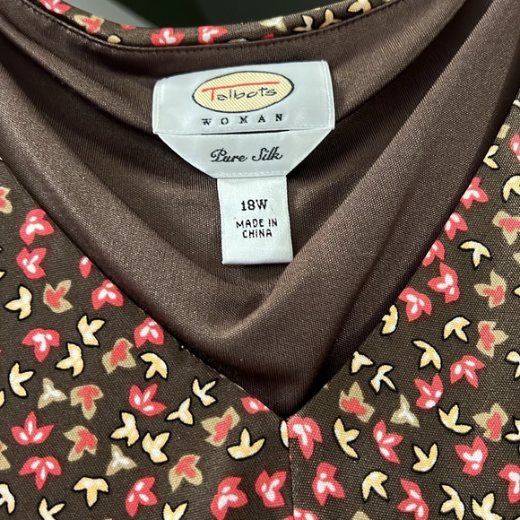 Talbots pure silk shell 18W (used) - Picture 2 of 4